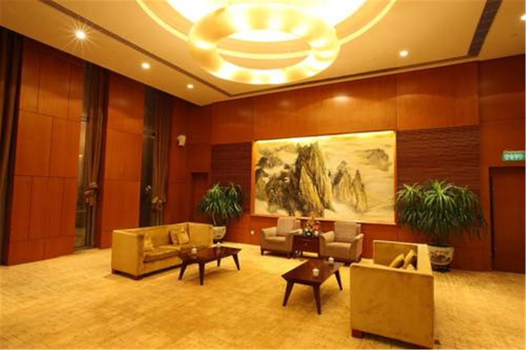 Howard Johnson Plaza Lingang Shanghai Хайнань Экстерьер фото